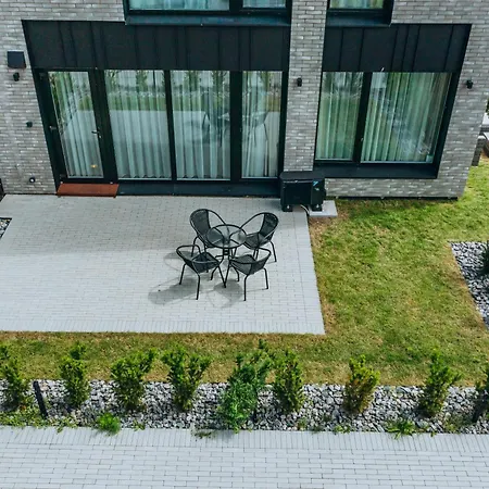 Apartamentai Salia Juros *